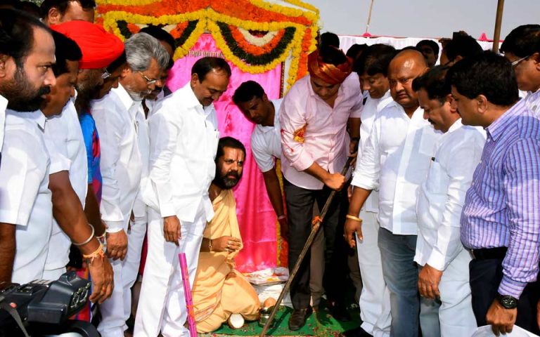 Minister for IT, KT Rama Rao laid the foundation stone for construction of IT Tower at Karimnagar on January 8, 2018.