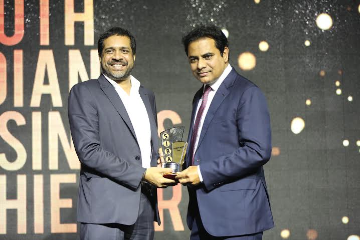 Minister presents SIBA Awards to the winners