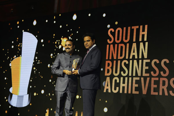 Minister presents SIBA Awards to the winners