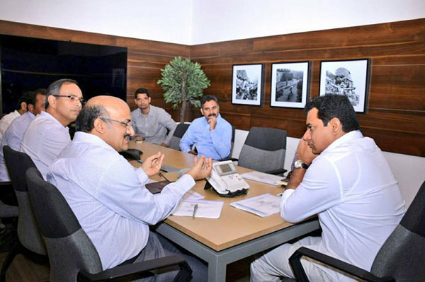 Minister Kt Rama Rao Reviews On T Wallet 01