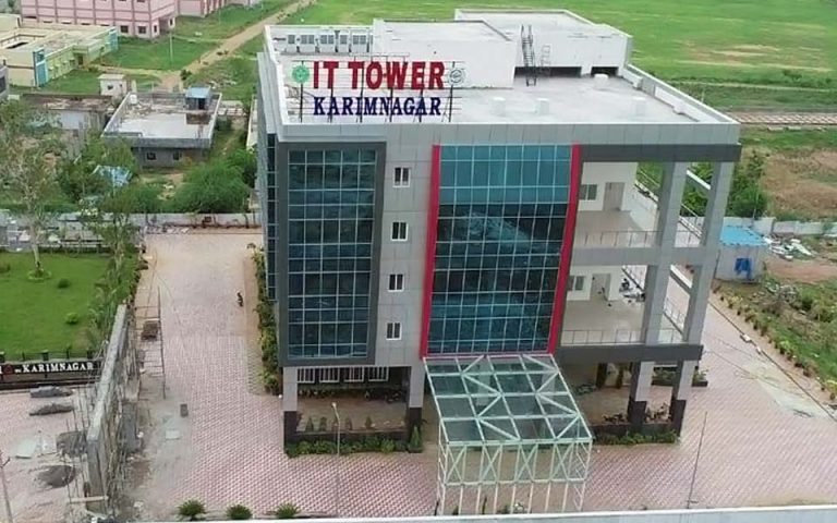 IT and Industries Minister Sri KTR inaugurated the IT Tower in Karimnagar. Minister Sri Gangula Kamalakar, Principal Secretary Sri Jayesh Ranjan, MLC Sri Naradasu Laxman Rao, MLAs Sri Sunke Ravishankar, Sri Rasamayi Balakishan were present.