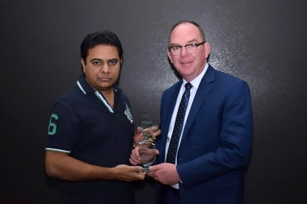 Minister Sri Kt Rama Rao Gets Global Champion Of Literacy Award