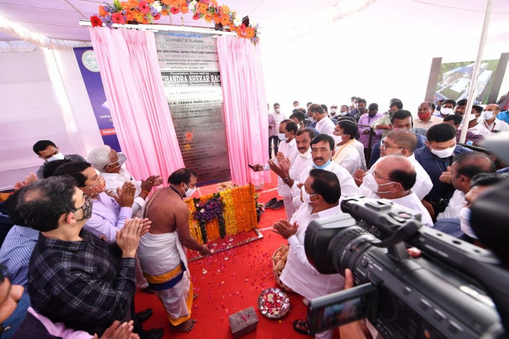 CM-KCR-laid-foundation-stone-to-IT-Tower-in-Siddipet-10-11-2020 (3)